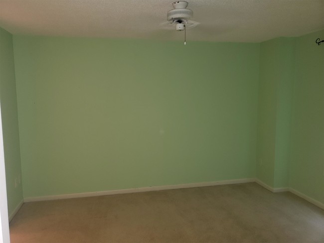 Building Photo - 46 Olde Stone Ln