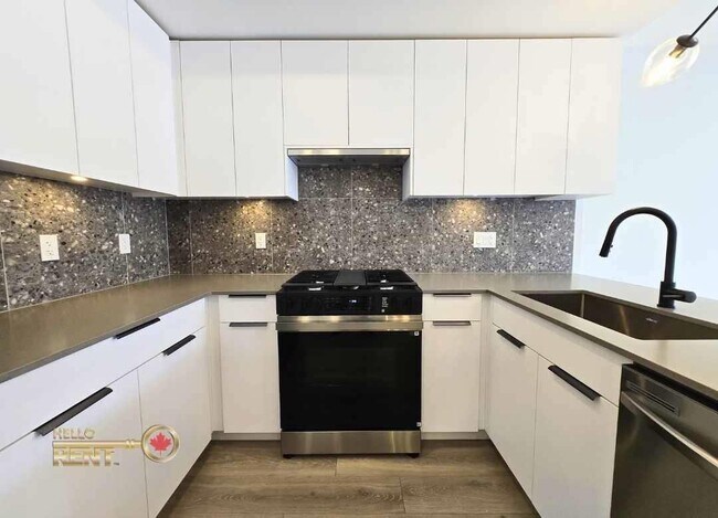 Building Photo - 7936-7206 206 St