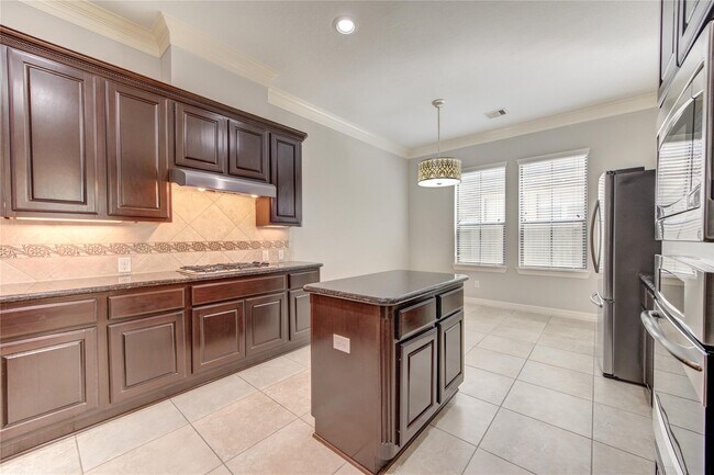Foto del edificio - 11623 Royal Oaks Crossing