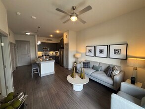 Building Photo - 1050 Wittenburg