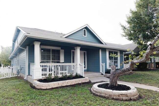 Building Photo - 4977 Hartson