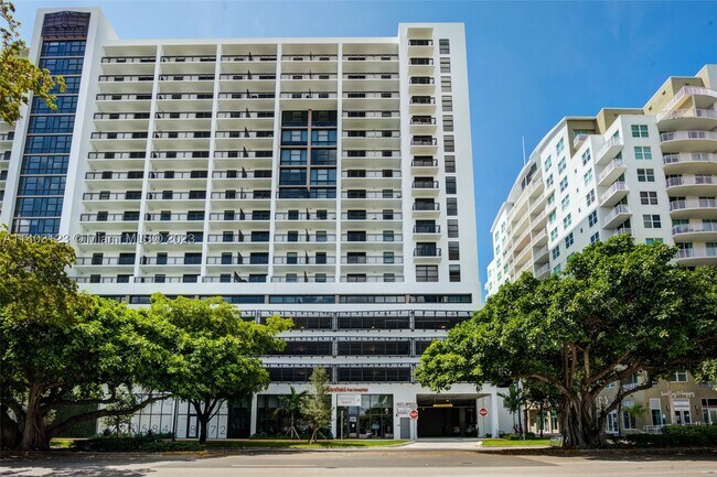 Foto del edificio - 3170 SW 22nd St