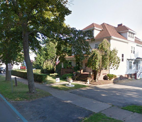 Primary Photo - 319 Wheatfield St