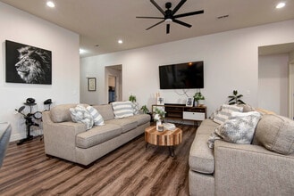 Building Photo - 2382 Athens St