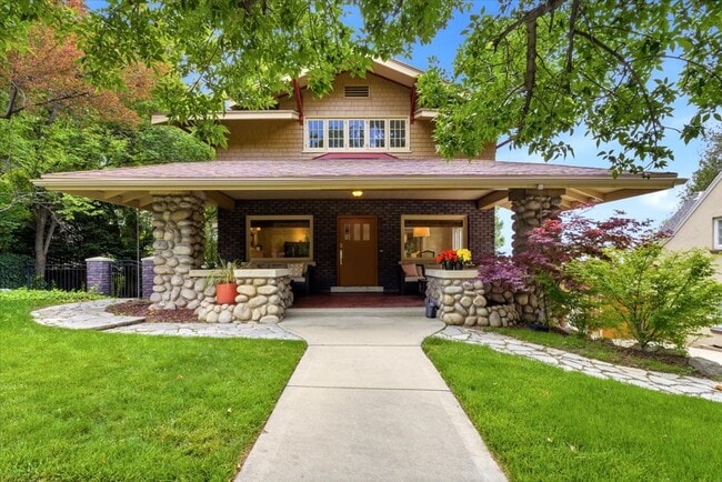 Photo - Federal Way House