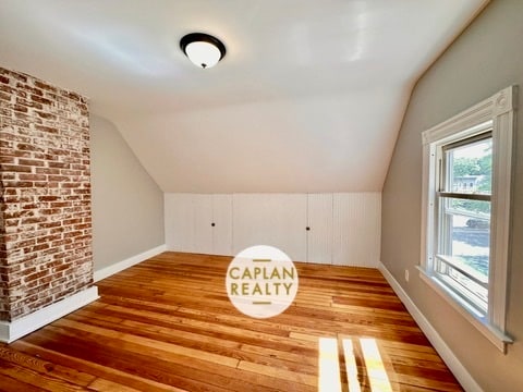 Building Photo - 396 Whalley Ave