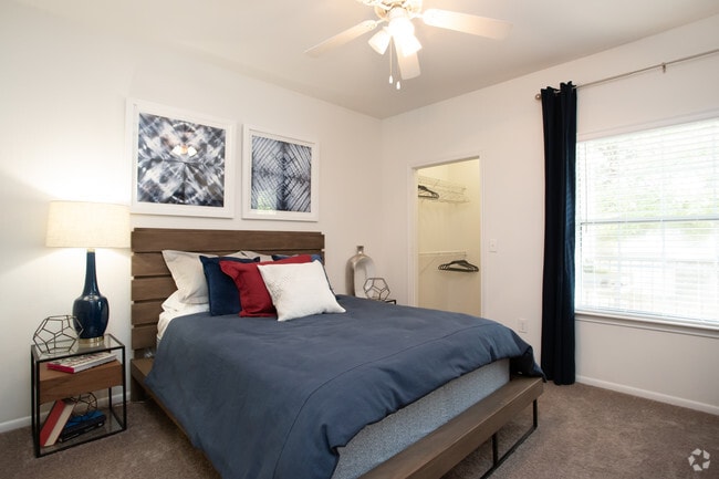 2 Bd, 2 Ba - Bridge at River Place