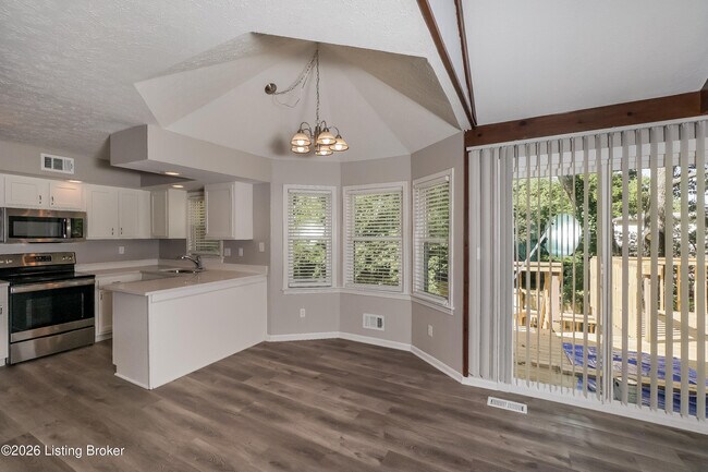 Foto del edificio - 9000 Willowwood Way