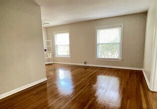 Building Photo - 1502 Elmen St