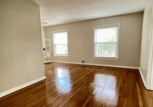 Building Photo - 1502 Elmen St