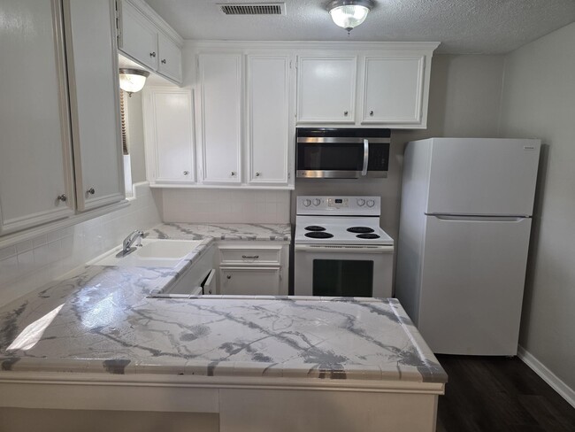 Building Photo - 503 Carrell St