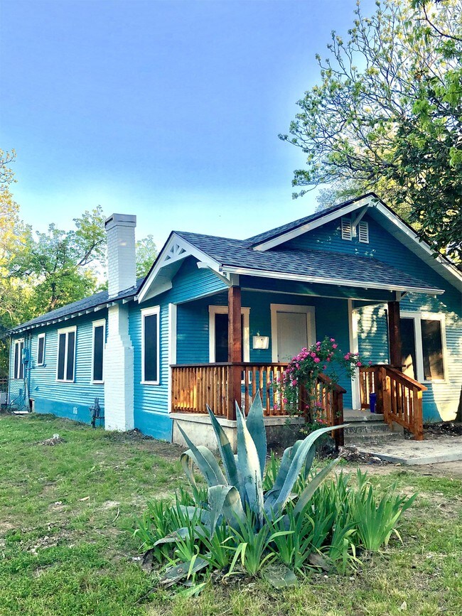 Foto del edificio - 1528 Alexander Ave