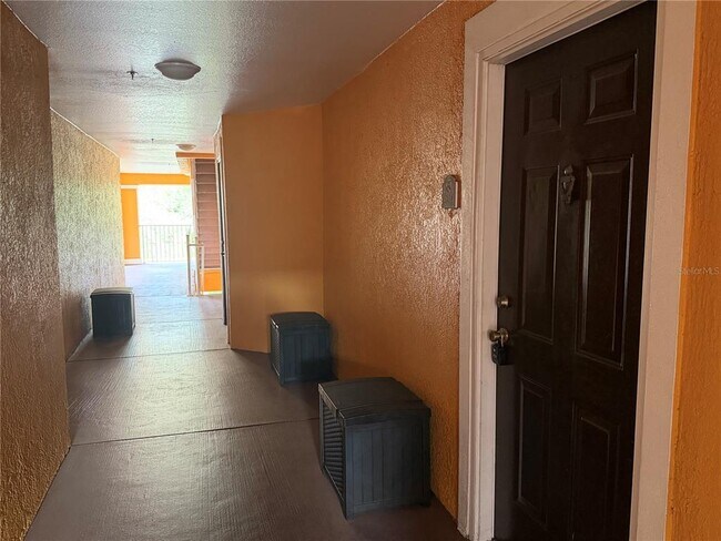 Foto del edificio - 5467 Vineland Rd