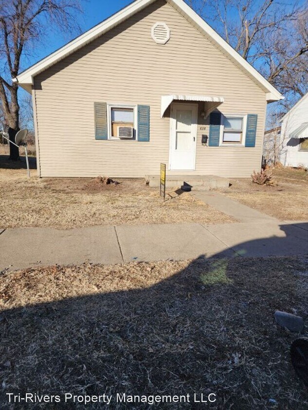 628 Montrose St, Salina, KS 67401 House Rental in Salina, KS