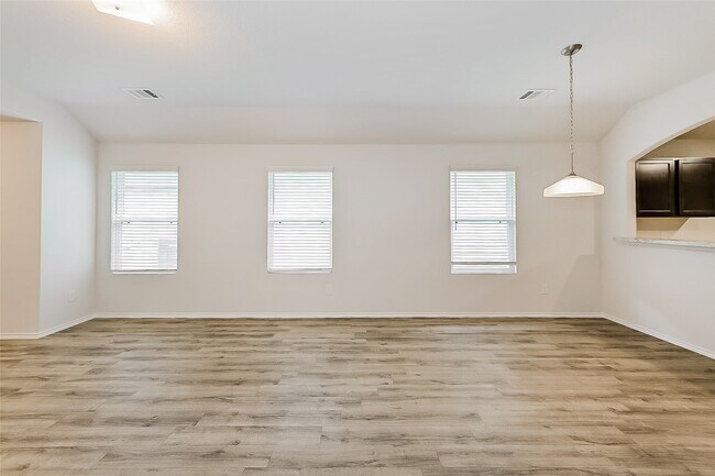 Foto del edificio - 3303 Atascocita Elm Dr