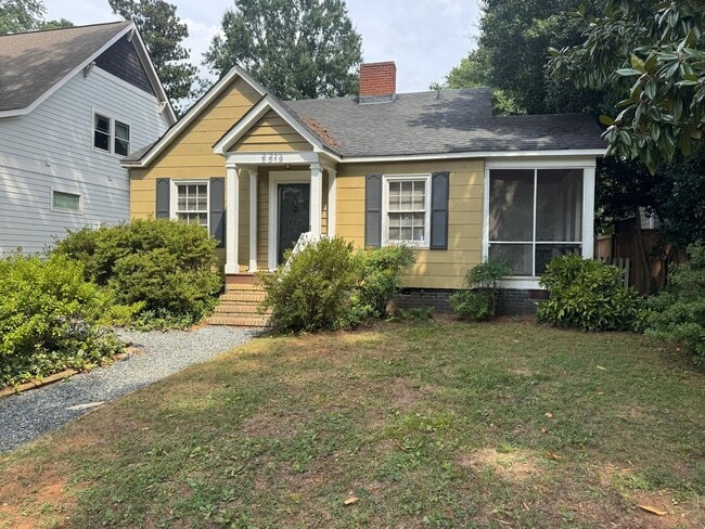 Building Photo - 2213 Chesterfield Ave