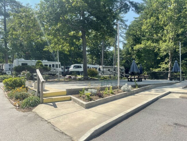 Foto del edificio - 103 Stardust Dr