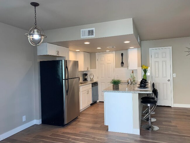 Foto del edificio - 4710 E Portland St