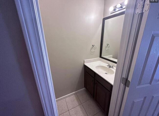 Foto del edificio - 6670 S Wilson Rd