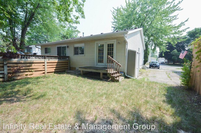 Foto del edificio - 3 br, 2 bath House - 4617 14th Ave NW