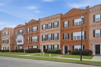 Building Photo - 4830 Liberty Plaza