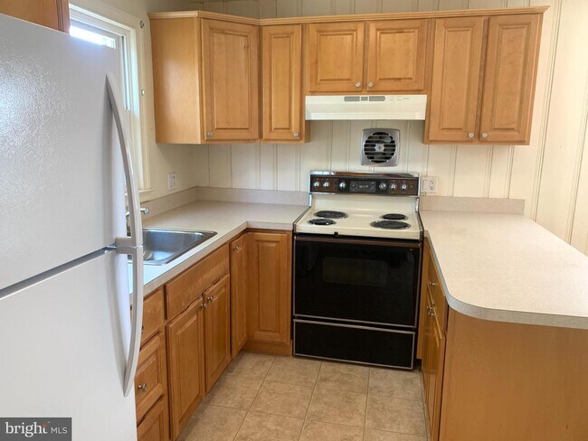 Foto del edificio - 12 W Park Blvd