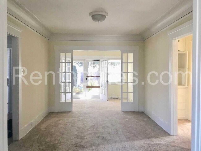 Foto del edificio - 3311 Dale St