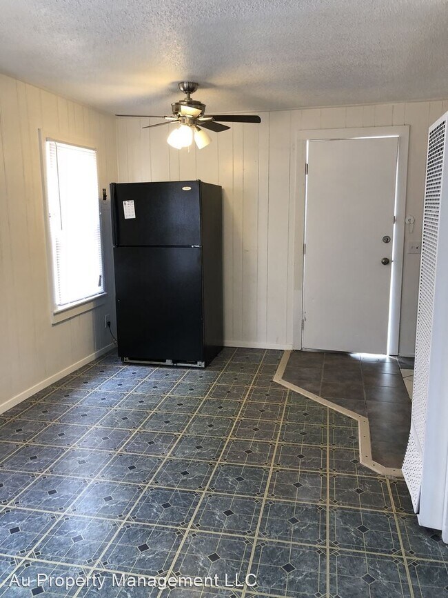 Foto del edificio - 1633 N Manhattan St