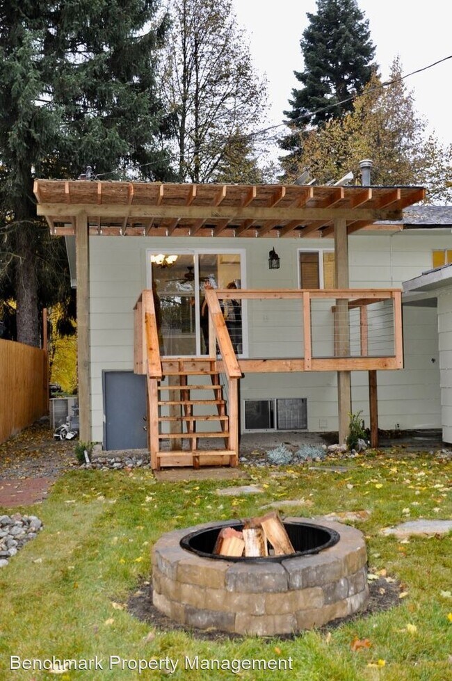 Foto del edificio - 4 br, 2 bath House - 1811 E. Front Ave