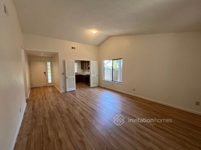 Building Photo - 1089 Prego Way