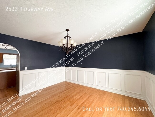 Building Photo - 2532 Ridgeway Ave