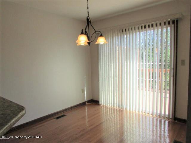 Building Photo - 261 Refuge Dr E