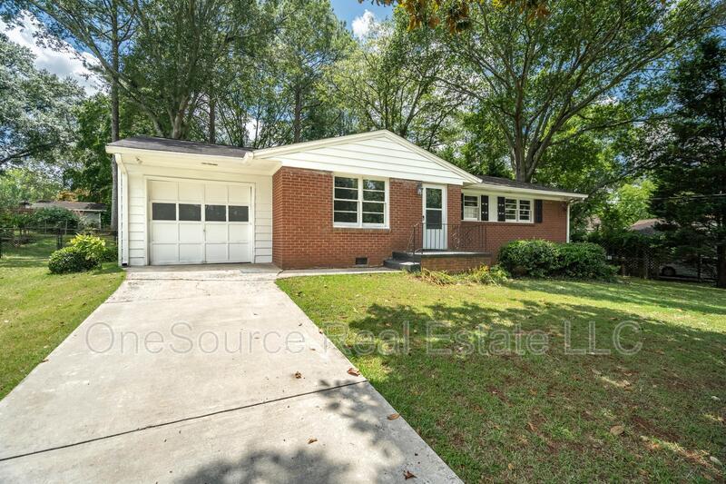 Foto principal - 1248 Cliffwood Dr