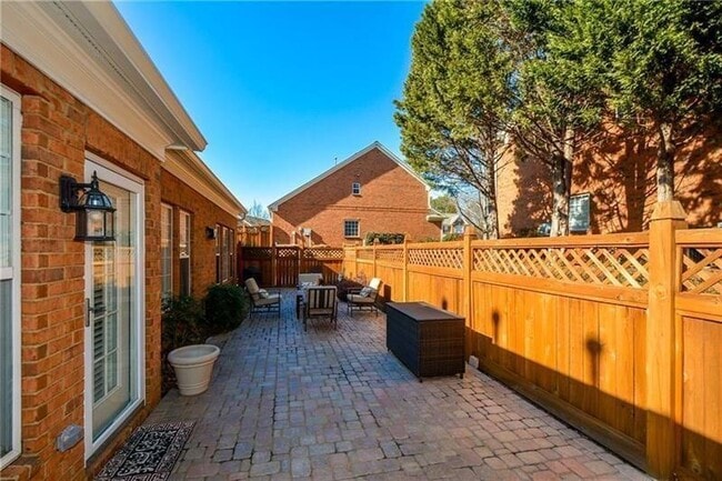 Building Photo - 408 Wellwood Way
