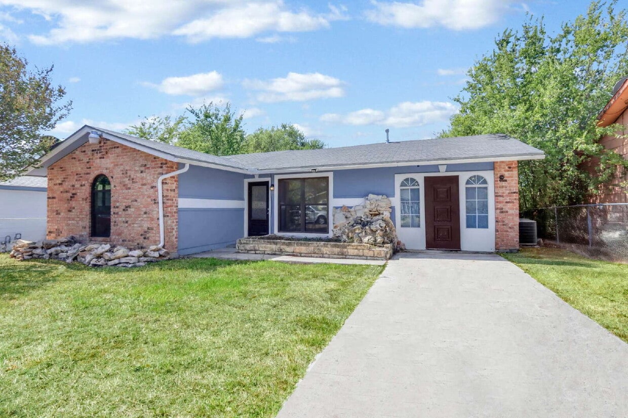 Foto principal - 5762 Broken Lance St