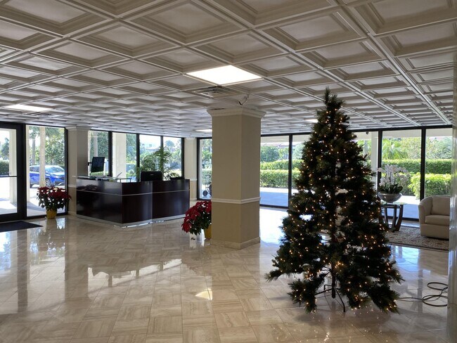 Foto del edificio - 3460 S Ocean Blvd