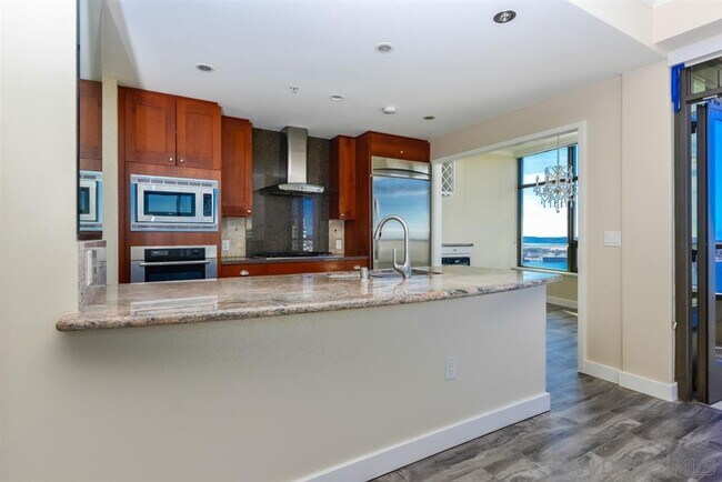 Foto del edificio - 700 W E St