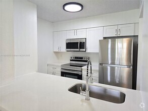 Building Photo - 2890 N Oakland Forest Dr