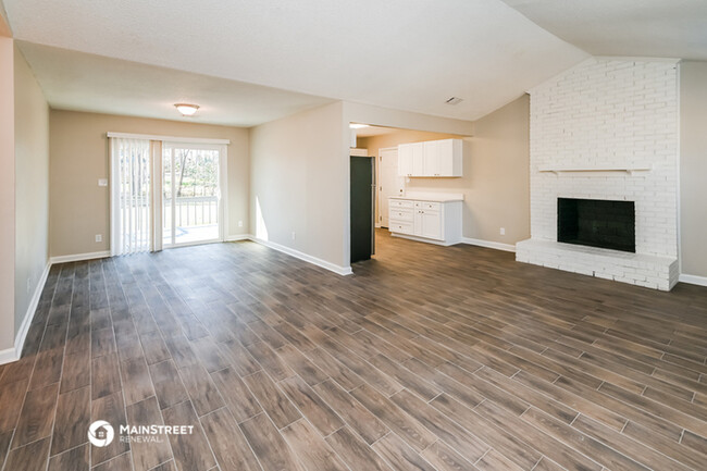 Building Photo - 8205 Beacon Hills Rd