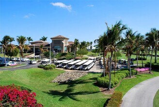 Building Photo - 6839 Ascot Dr