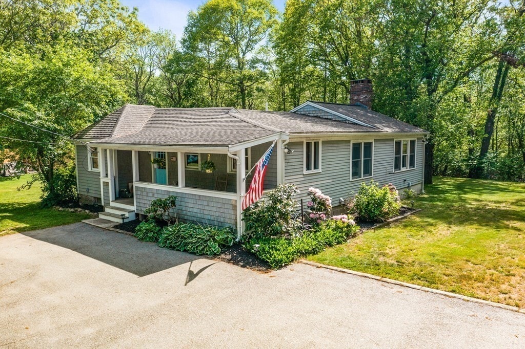 Primary Photo - 168R Stockbridge Rd