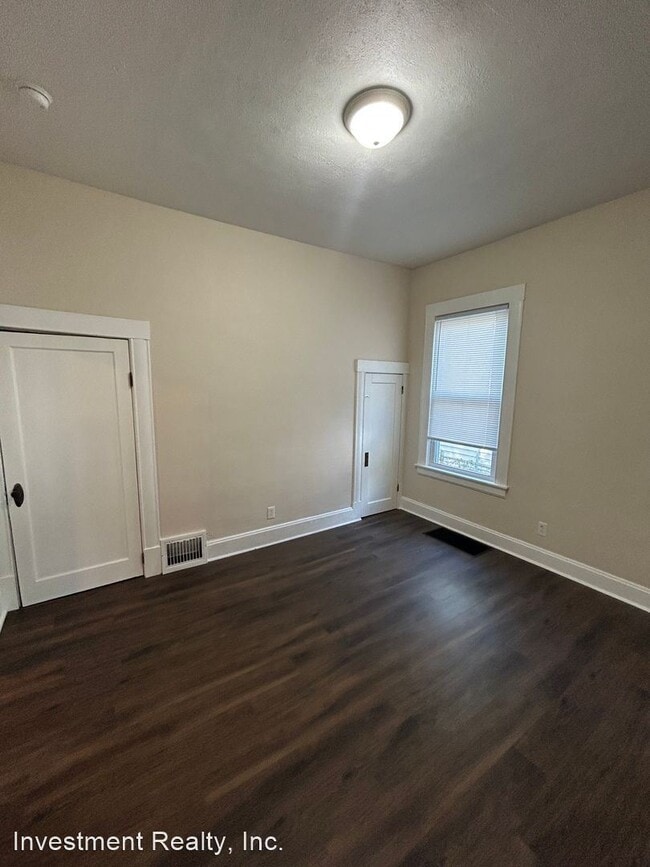 Foto del edificio - 3 br, 1 bath House - 940 W Brower