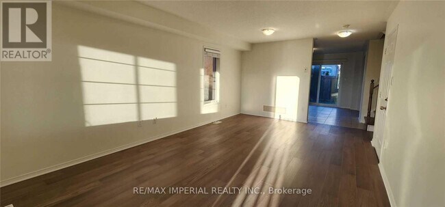 Photo du bâtiment - 1423 Rennie Street