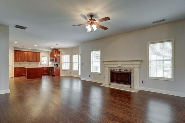 Foto del edificio - 1451 Primrose Park Rd