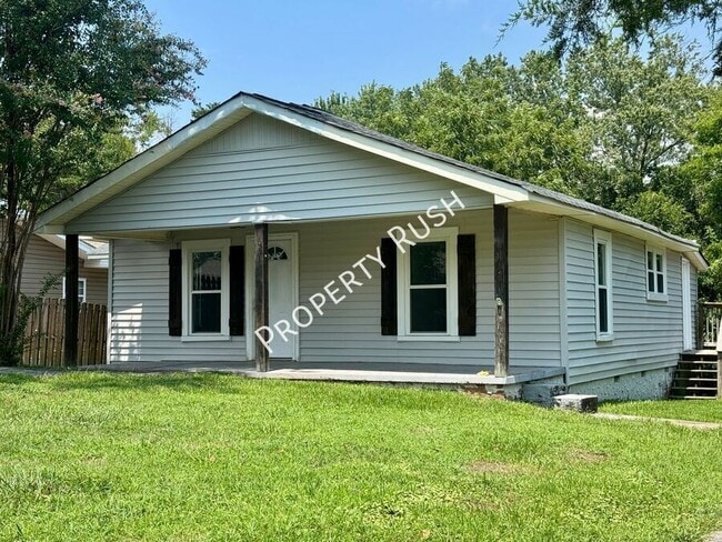 Photo - 106 Champion Rd.- House