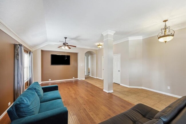 Building Photo - 7034 Cornflower Ln