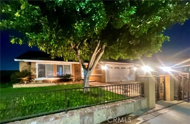 Foto del edificio - 1905 Poplar St