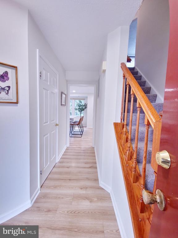 Building Photo - 10917 Outpost Dr