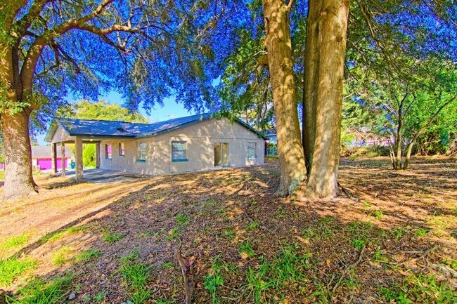 Building Photo - 2418 Mary Jewett Cir