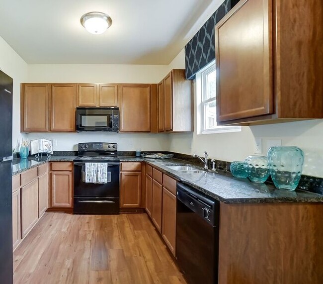 Foto del edificio - Live Beautifully at The Reserve at Catawba Creek!